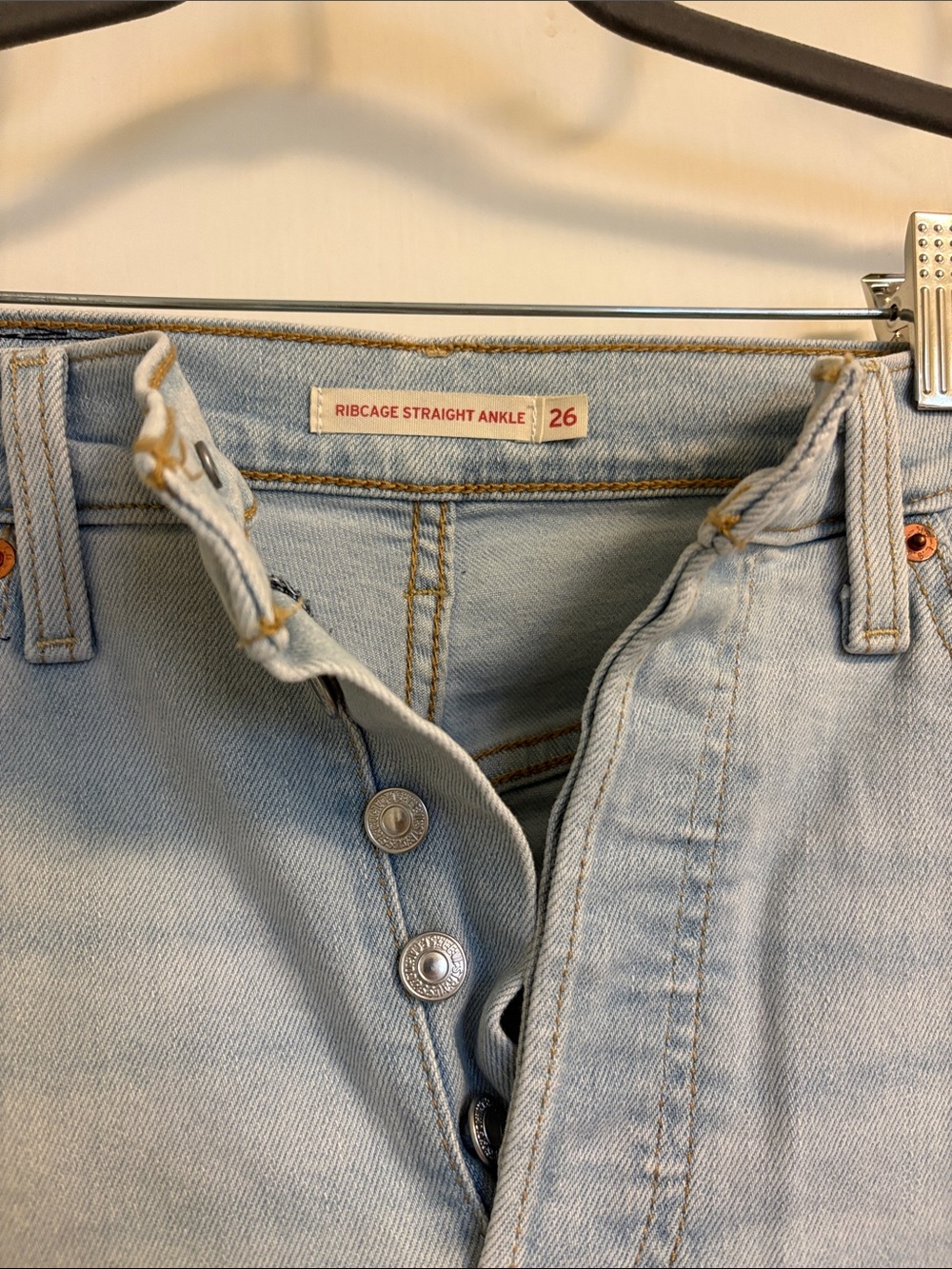 Levi’s Ribcage Straight Ankle - Picture 2 of 3
